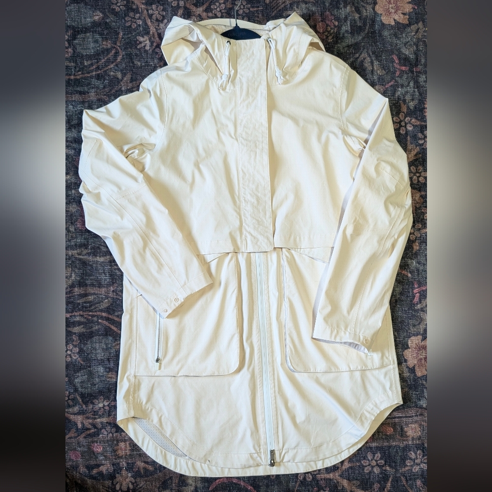 CALIA by Carrie Underwood Cream Rain Jacket